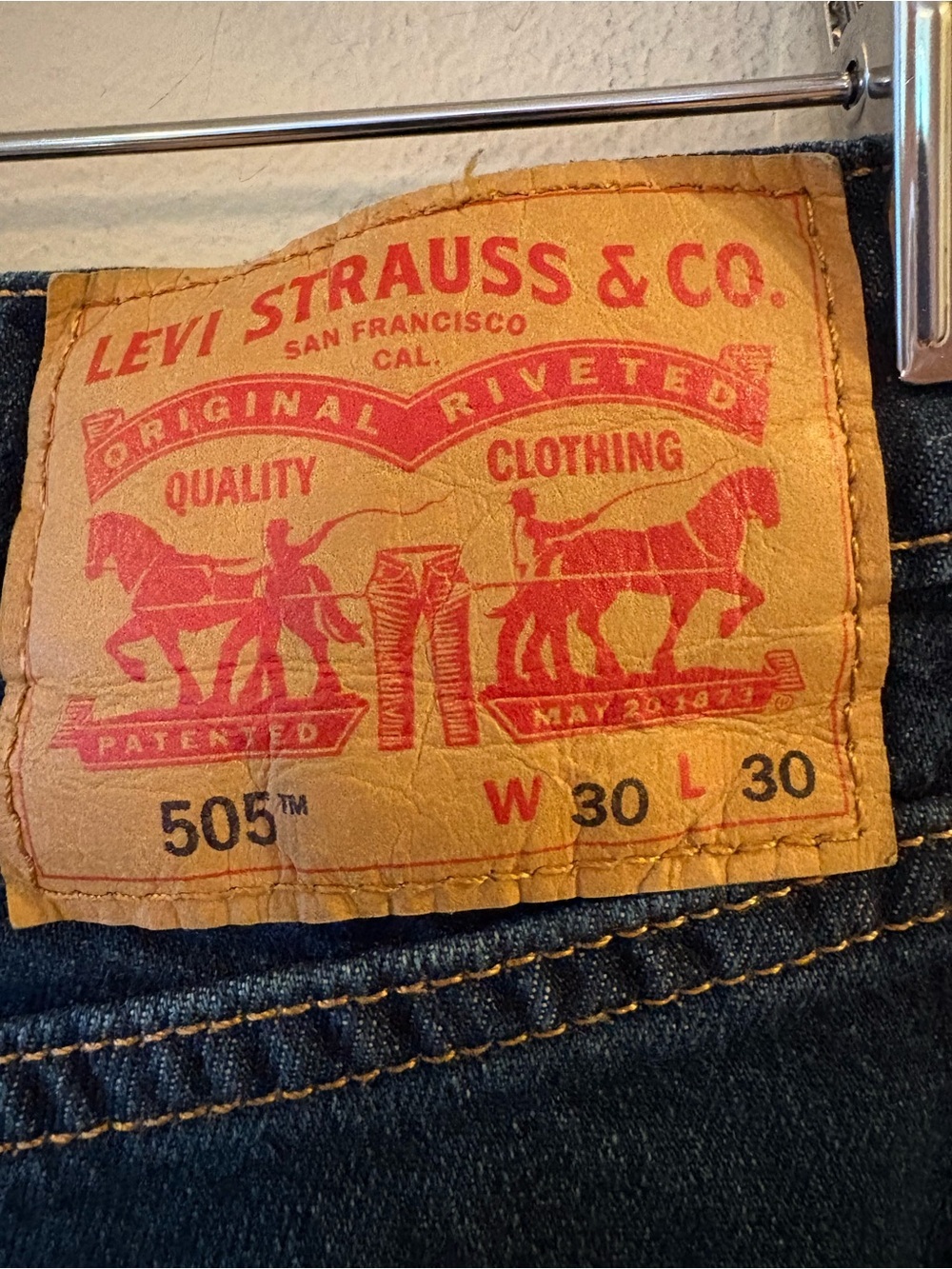 Levi’s 505 Regular Fit Straight Leg Jeans Dark Blue, Men’s Size 30x30. - Picture 6 of 9